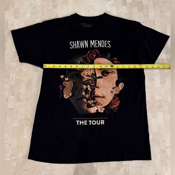 Shawn Mendes Roses "The Tour" Locations 2019 T-Shirt Size M Black 100% Cotton - Picture 6 of 6